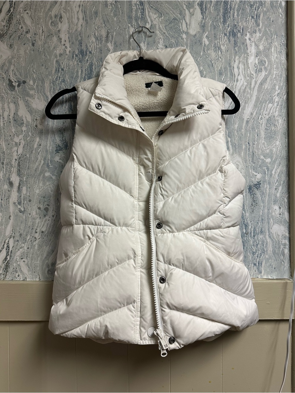J.Crew Cream Puffer Vest Womens XS Sherpa Lined Snap Zip Up